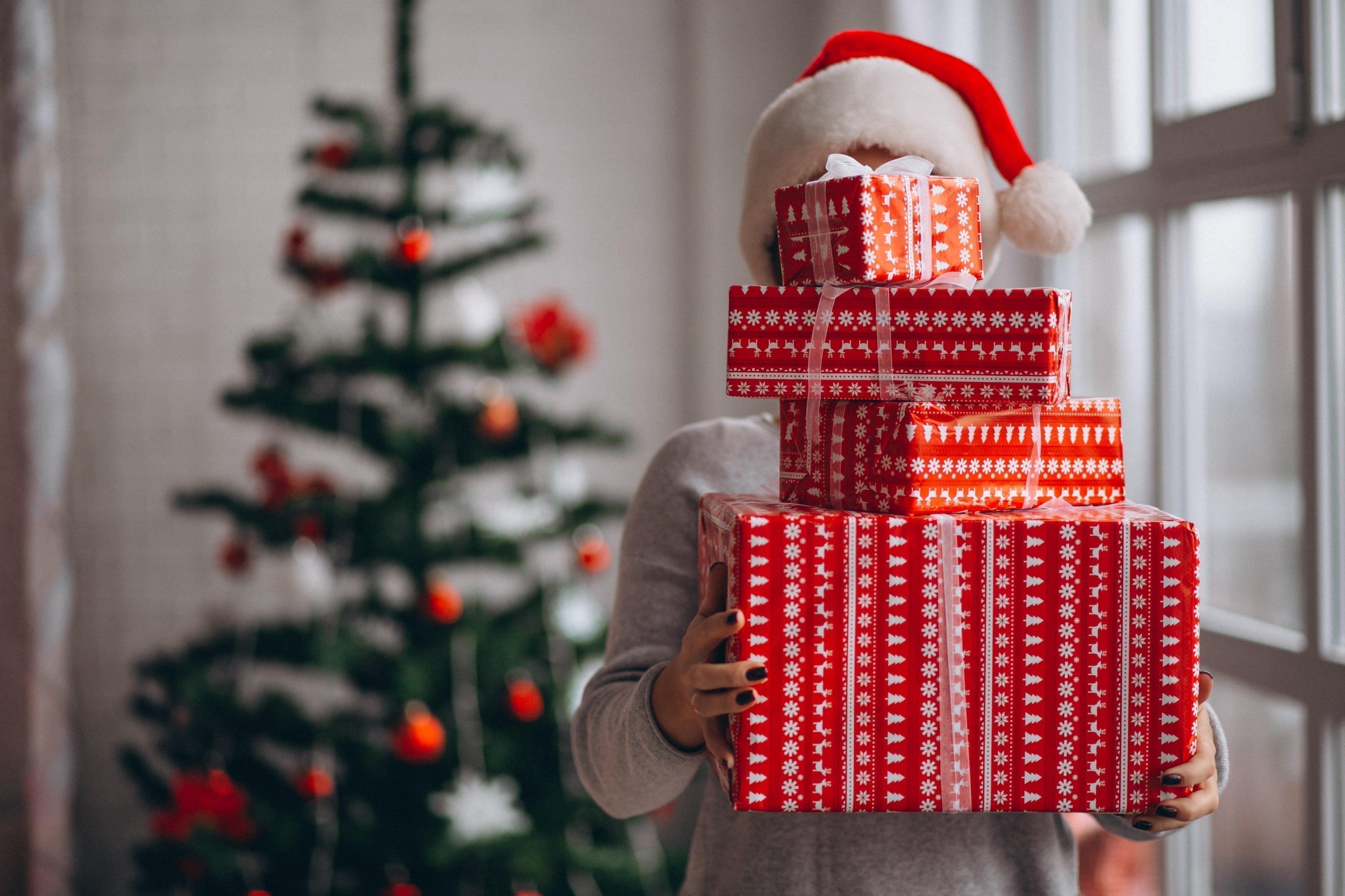 Guide cadeaux de Noël 100% locaux ✧ édition 2025