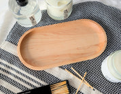 Plateau en bois Adeo avec savon et crème La Belle Excuse sur serviette turque – boîte cadeau Élégance chez soi